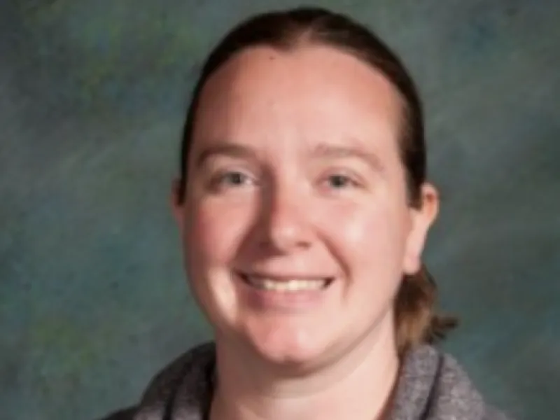Beth Gulzler headshot