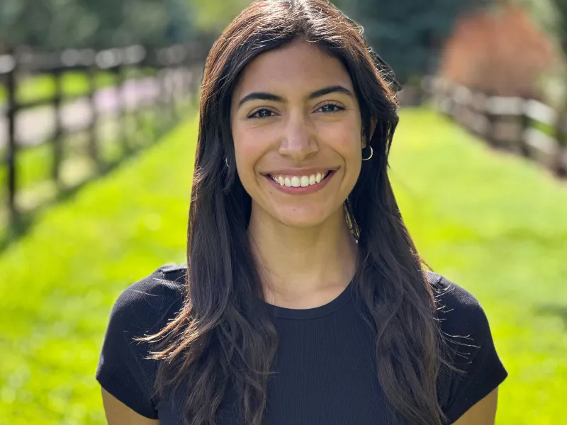 Crystal Medrano headshot outdoors