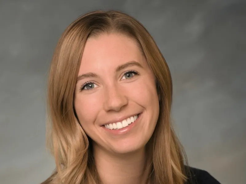 Hannah Walters headshot